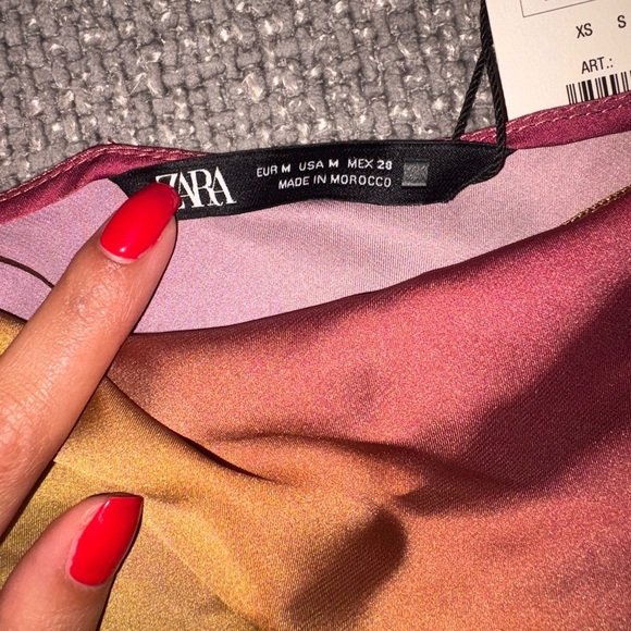 ZARA Satin Effect Print Top – Size M – Brand New with Tag - Picture 6 of 10